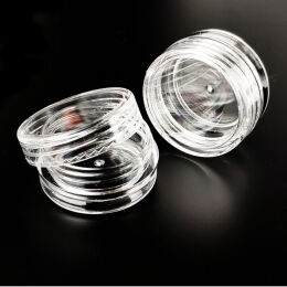 Słoiczek plastikowy zakręcany 3 ml